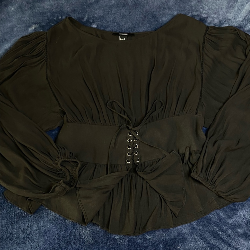 Flowy Black Long Sleeve Top
